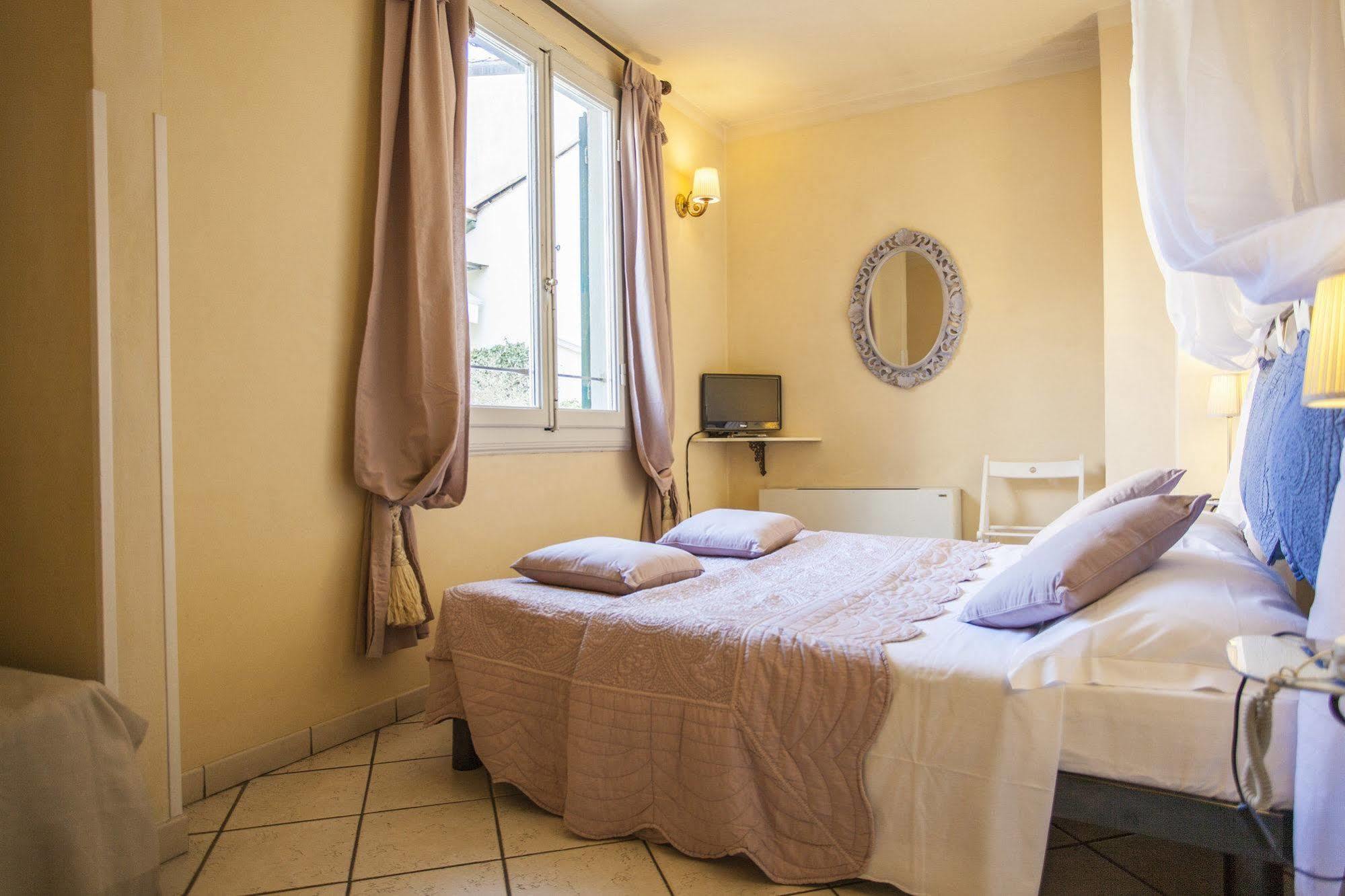 B&B Life Style Novecento Florencia Exterior foto