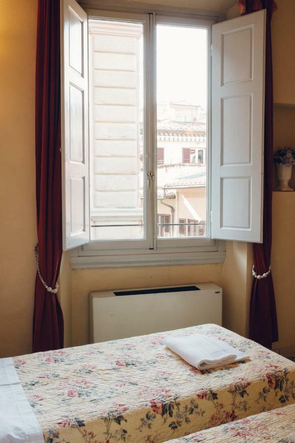 B&B Life Style Novecento Florencia Exterior foto