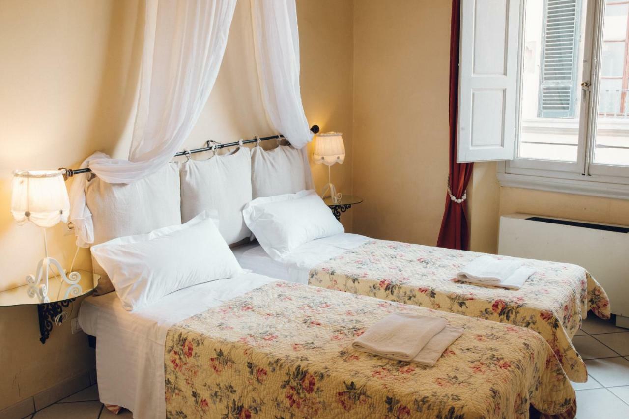 B&B Life Style Novecento Florencia Exterior foto